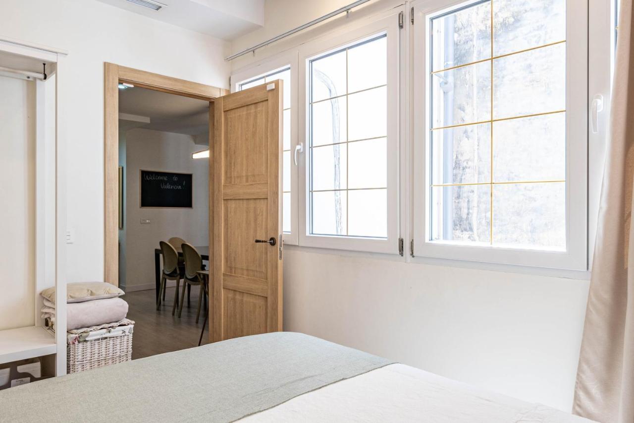 Central Luxury Flat With Free Parking Valência Exterior foto