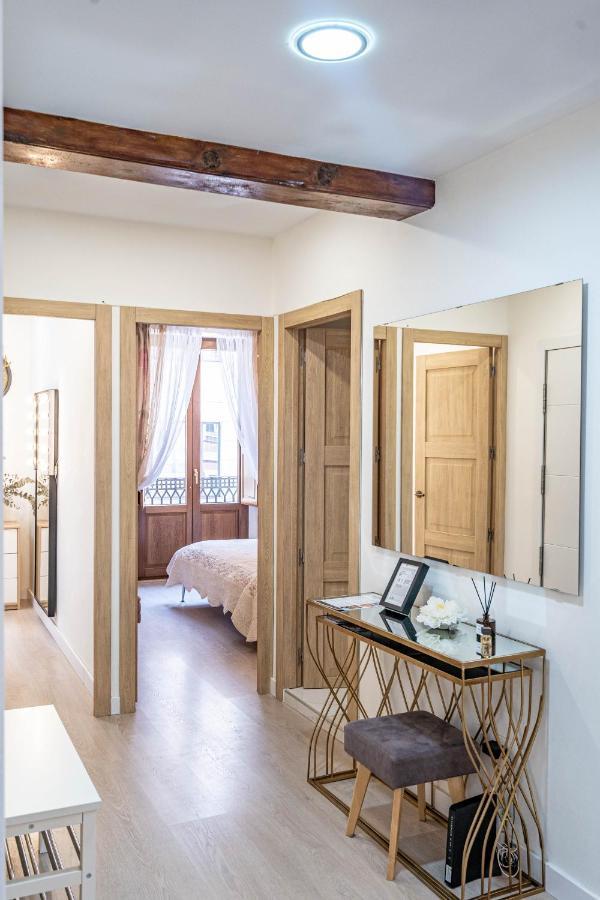 Central Luxury Flat With Free Parking Valência Exterior foto