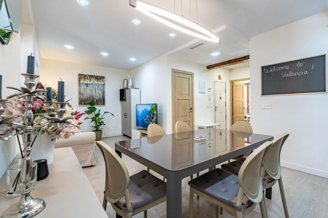 Central Luxury Flat With Free Parking Valência Exterior foto