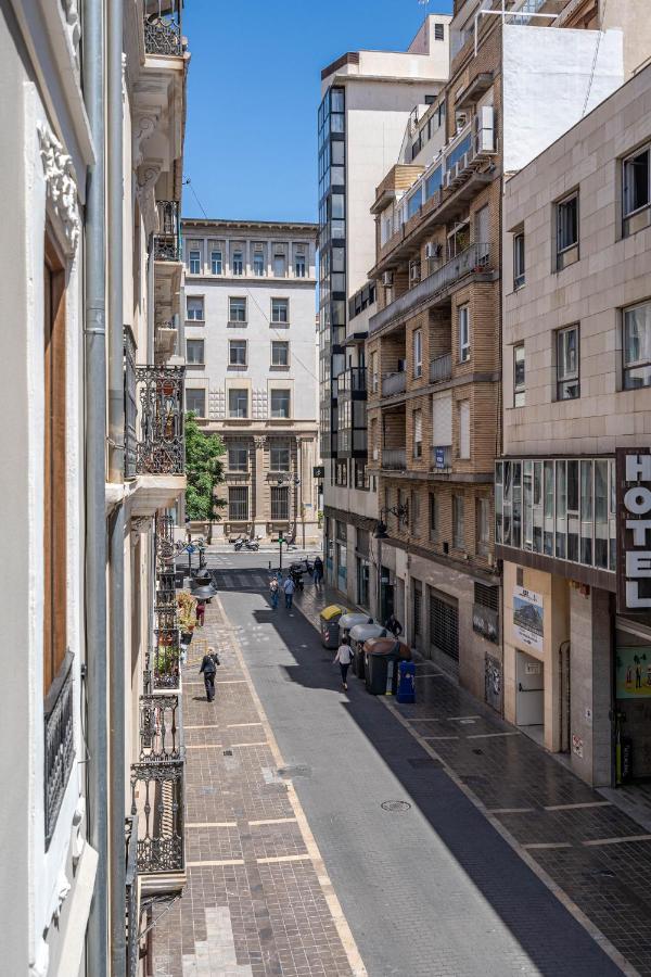 Central Luxury Flat With Free Parking Valência Exterior foto