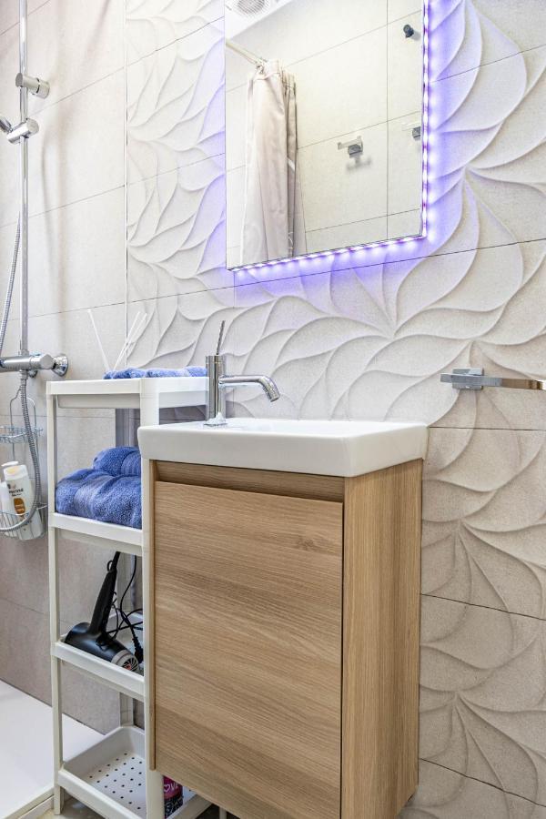 Central Luxury Flat With Free Parking Valência Exterior foto