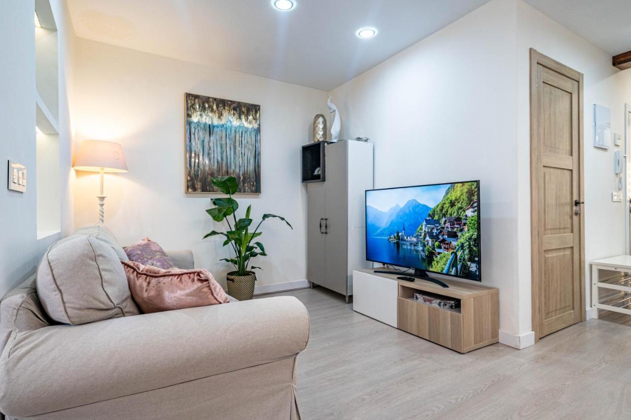 Central Luxury Flat With Free Parking Valência Exterior foto